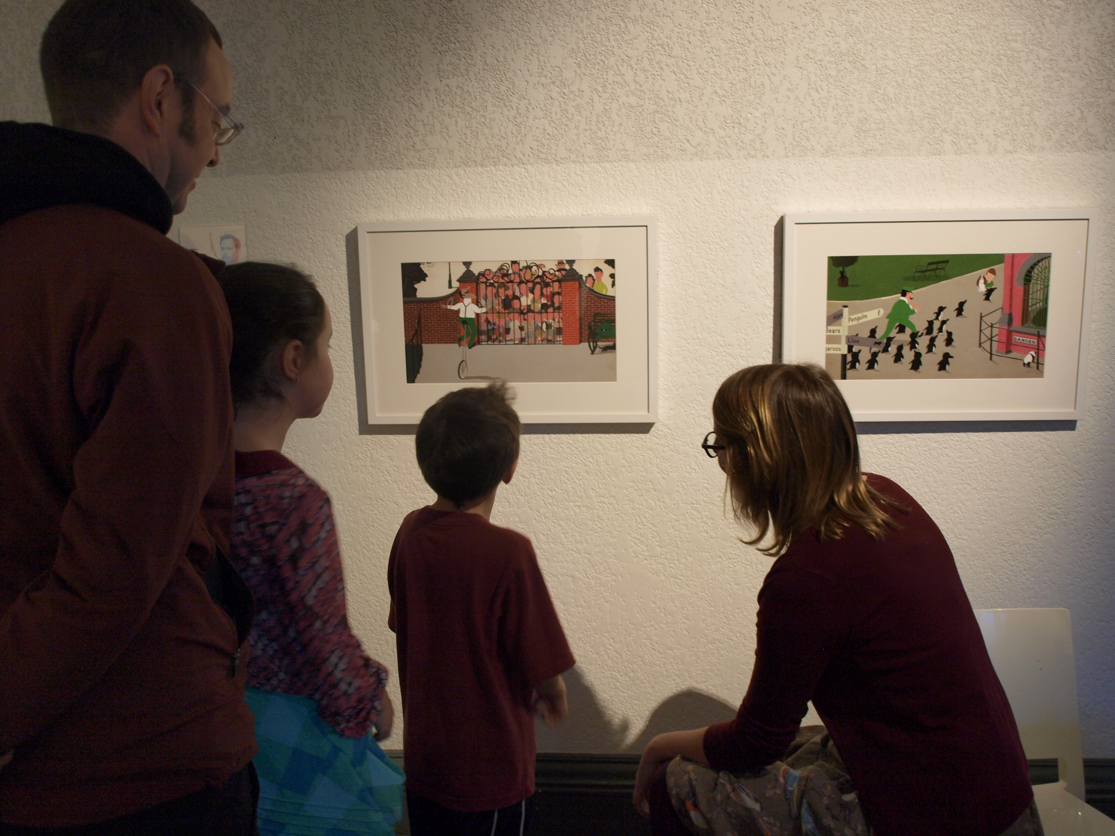 Writing your own stories inspired by the work in Pictiúr with storyteller Grainne Clear