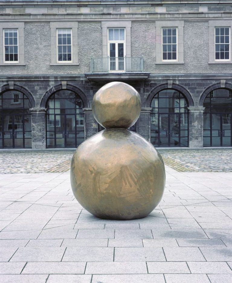 Gary Hume, Back of Snowman, 2003. Bronze and crayon. IMMA Collection: Purchase, 2005