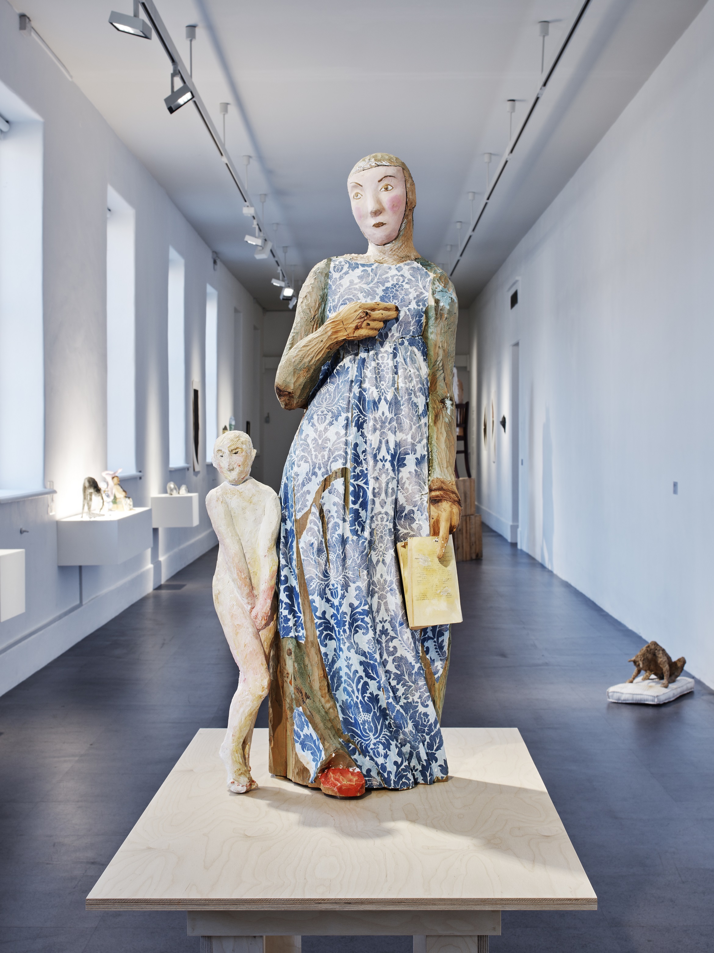 Janet Mullarney, Domestic Gods II, 1998, Wood, plaster, wallpaper, mixed media, 210 x 80 x 50 cm, Collection Irish Museum of Modern Art, Purchase, 1998, Photograph Ros Kavanagh